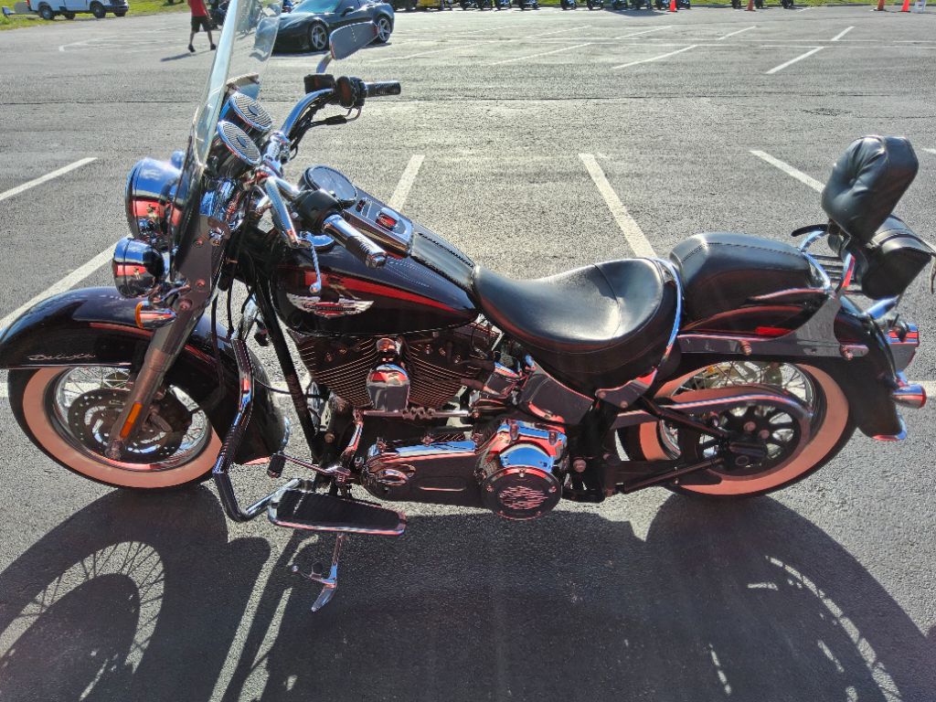 2007 Harley Davidson Softail Deluxe - $7,995