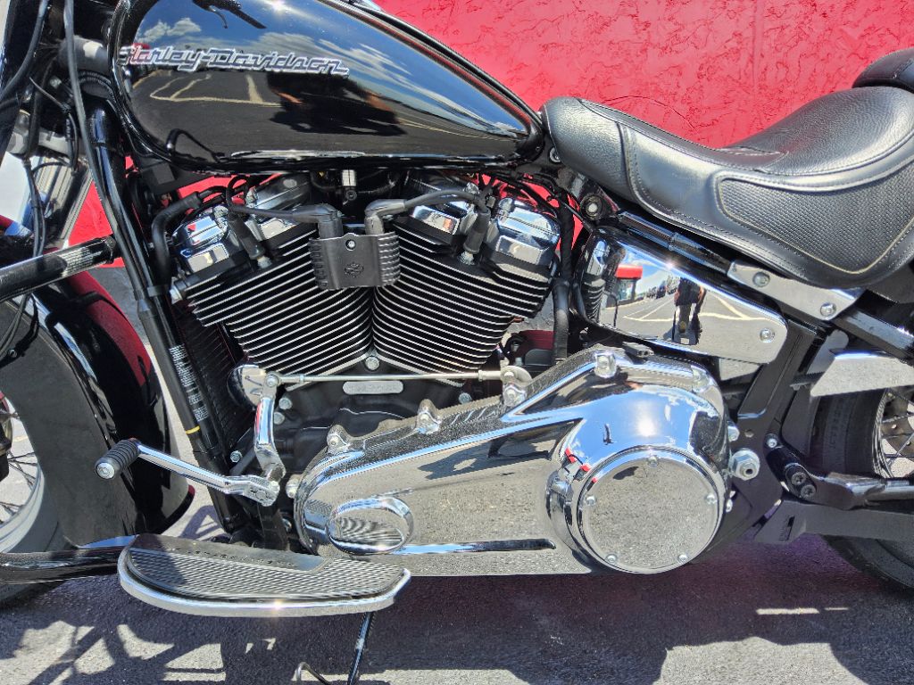 2020 Harley Davidson Deluxe Flstn - $11,995