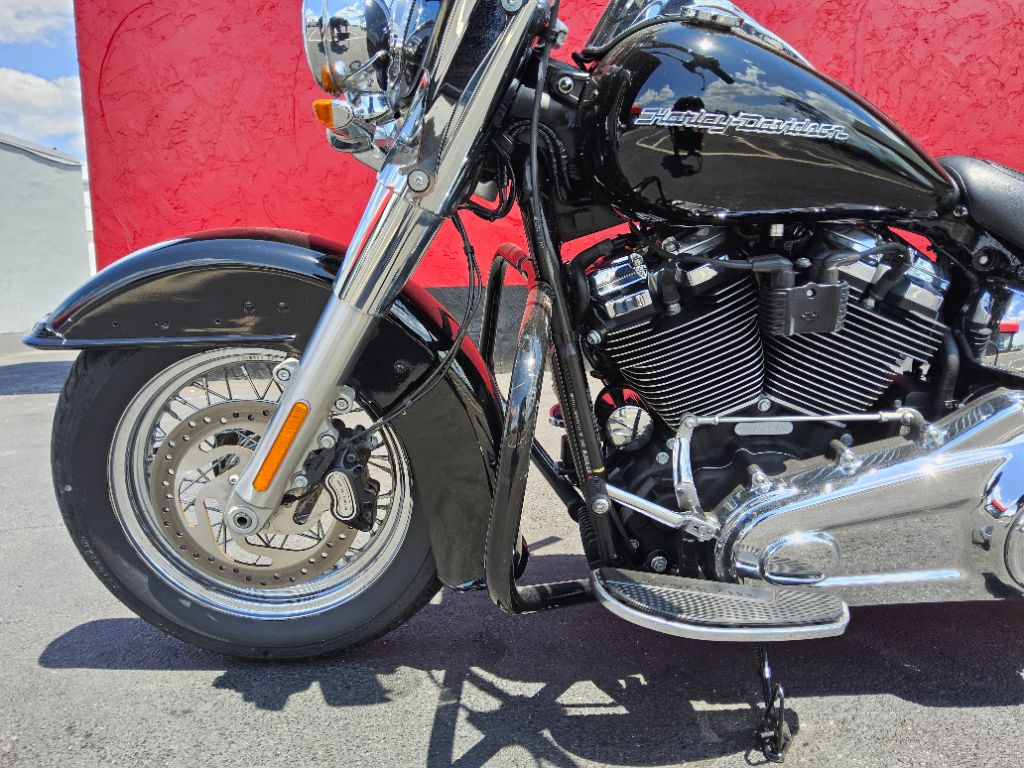 2020 Harley Davidson Deluxe Flstn - $11,995