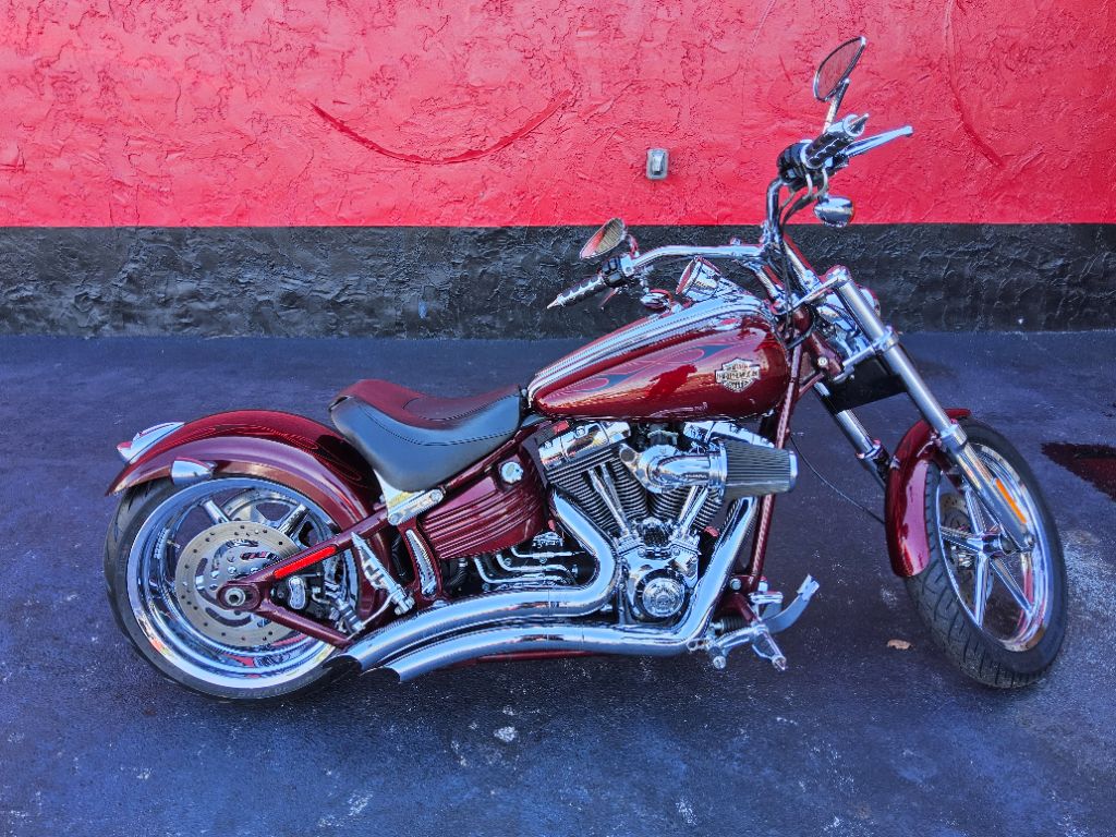 2009 Harley-davidson Rocker C - $8,500
