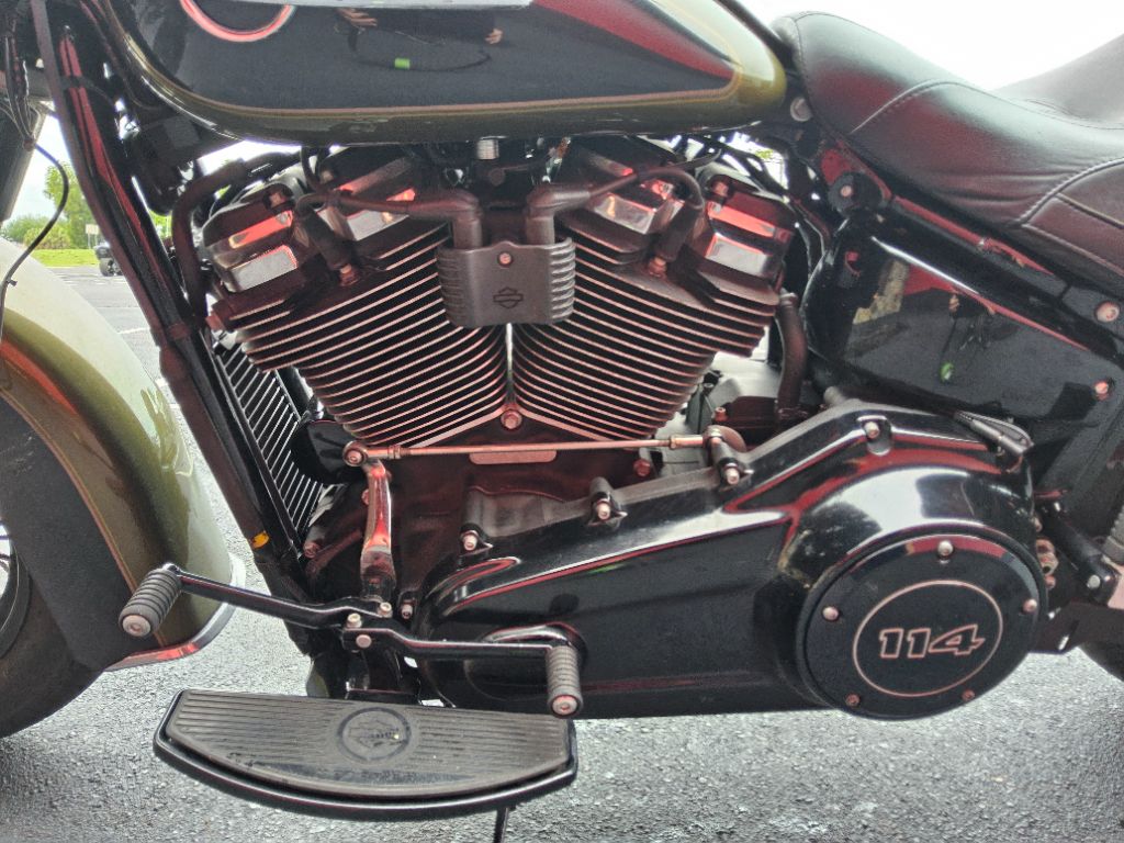 2018 Harley Davidson Heritage Flhcsq - $11,500