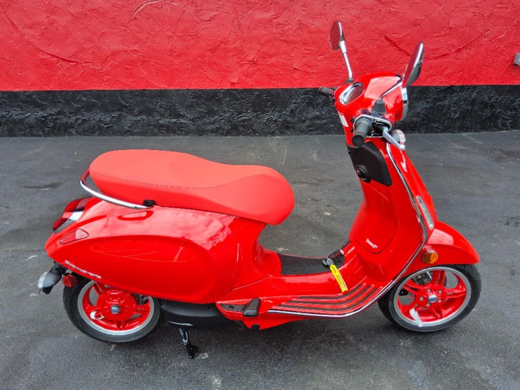 2025 Vespa Ellectrica 45 - $5,995