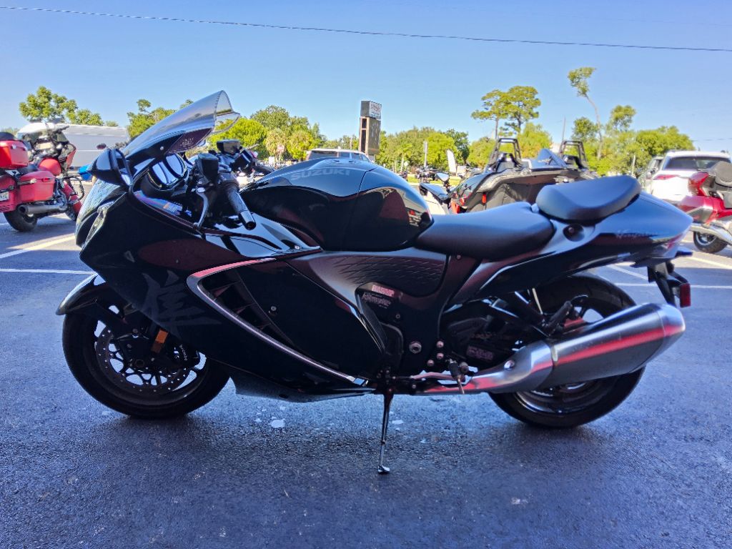 2023 Suzuki Hayabusa - $15,999