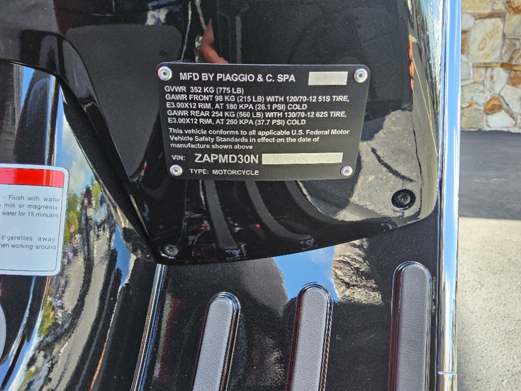 2027 Vespa Gts - $8,199