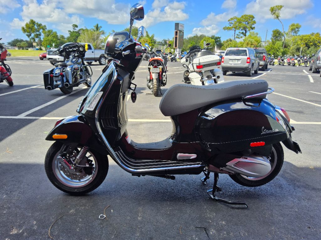2027 Vespa Gts - $8,199