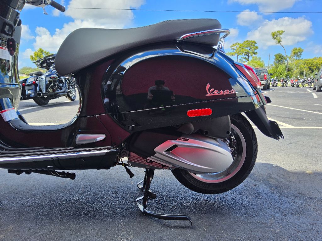 2027 Vespa Gts - $8,199