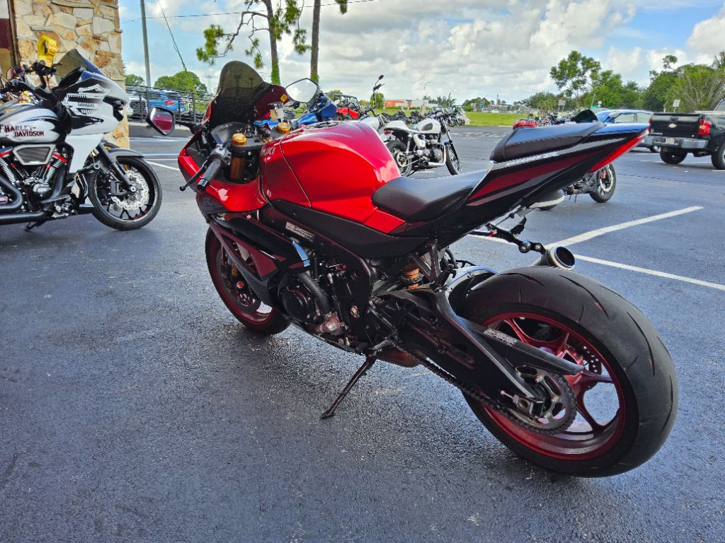 2025 Suzuki Gsx-r1000r - $16,500
