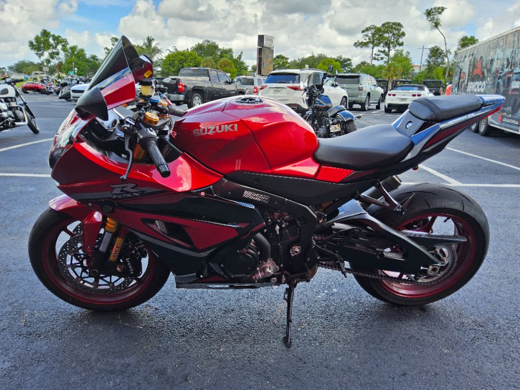 2025 Suzuki Gsx-r1000r - $16,500