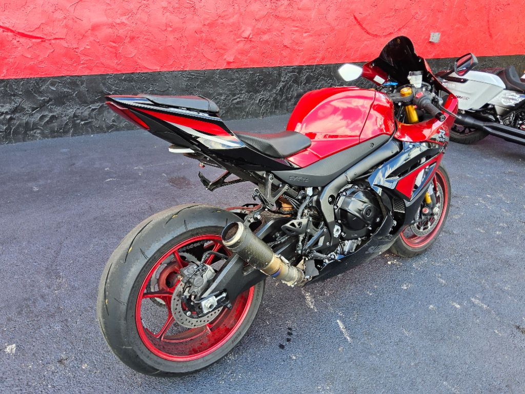 2025 Suzuki Gsx-r1000r - $16,500