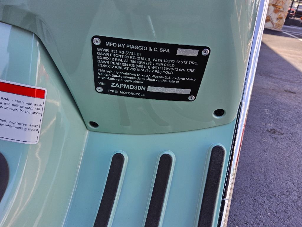 2027 Vespa Gts - $8,199