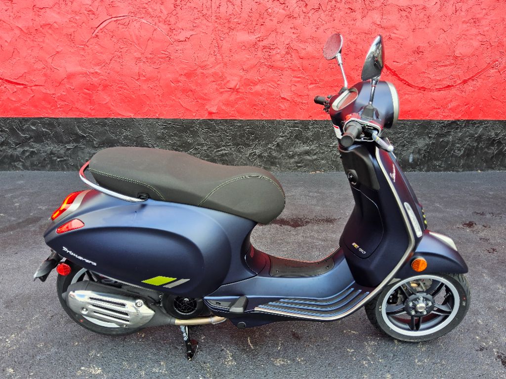 2025 Vespa Primavera / Sprint 150