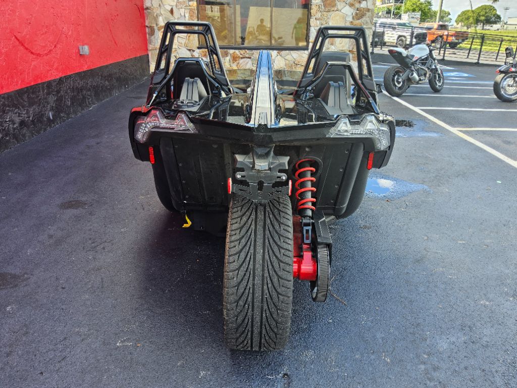 2016 Slingshot Slingshot - $13,995