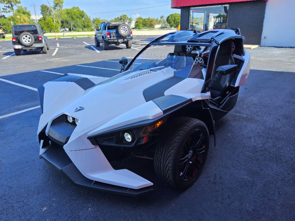2016 Polaris Slingshot SL - $13,995