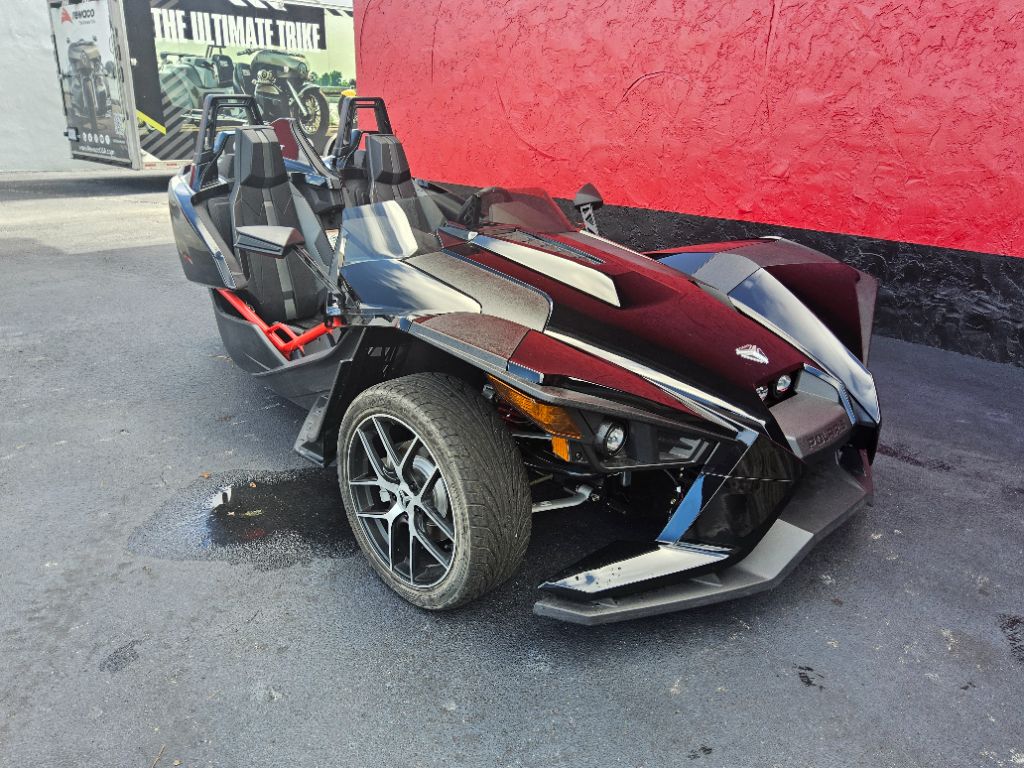 2016 Slingshot Slingshot - $13,995