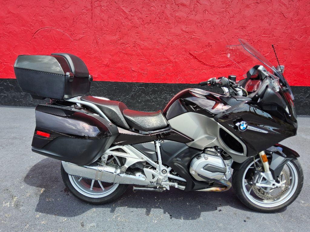 2016 BMW R 1200 Rt - $8,900