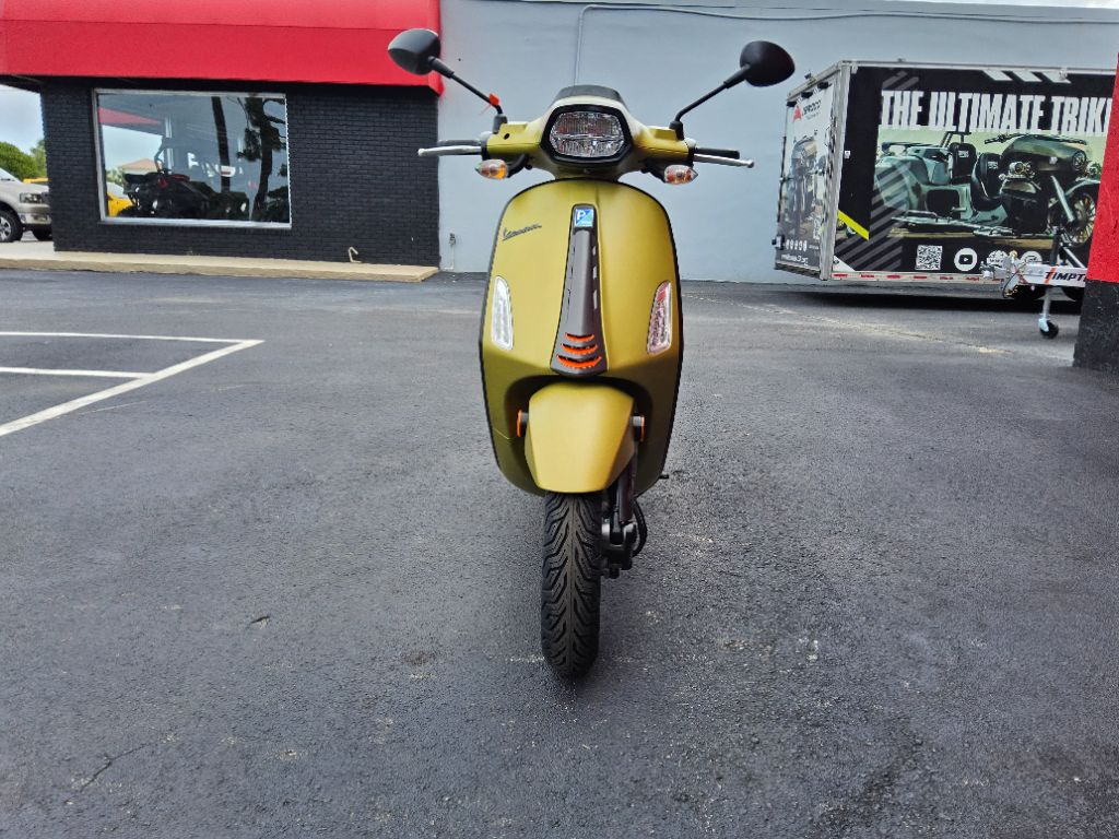 2026 Vespa Sprint Sport - $4,649
