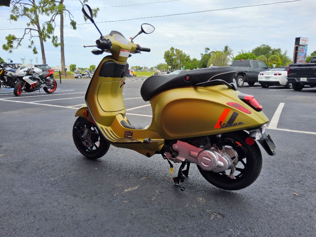 2026 Vespa Sprint Sport - $4,649
