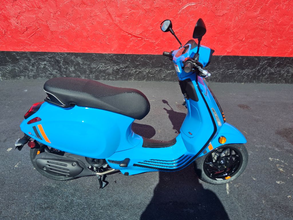 2026 Vespa Sprint Sport 50 - $4,649