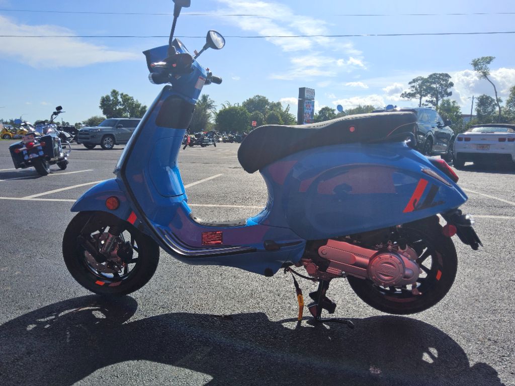 2026 Vespa Sprint Sport 50 - $4,649
