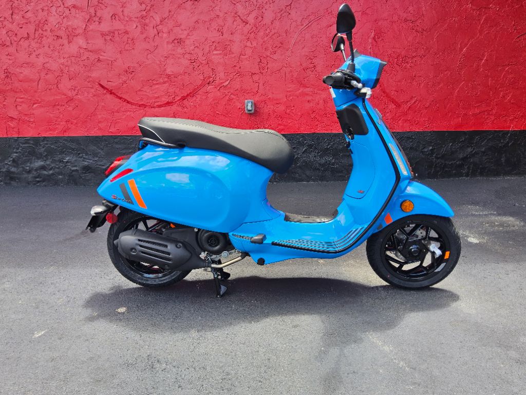 2026 Vespa Sprint 50 - $4,649