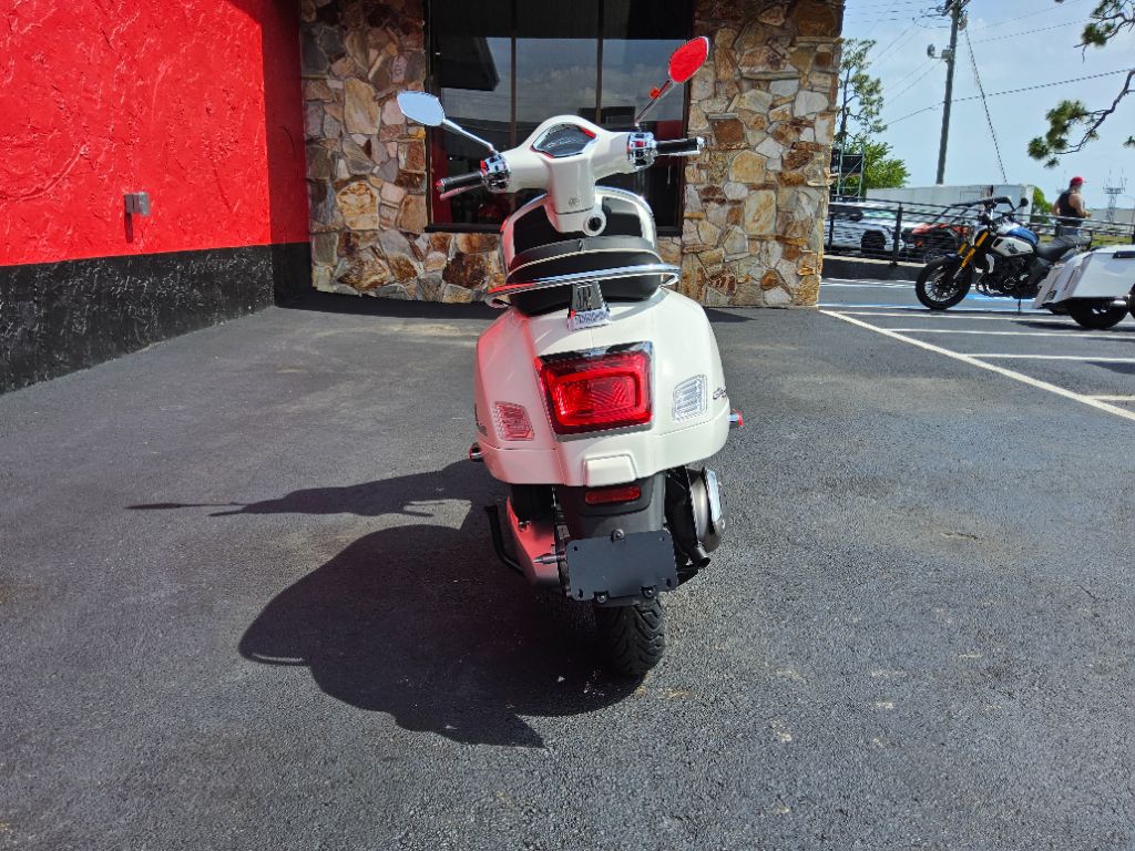2026 Vespa Gts - $8,199