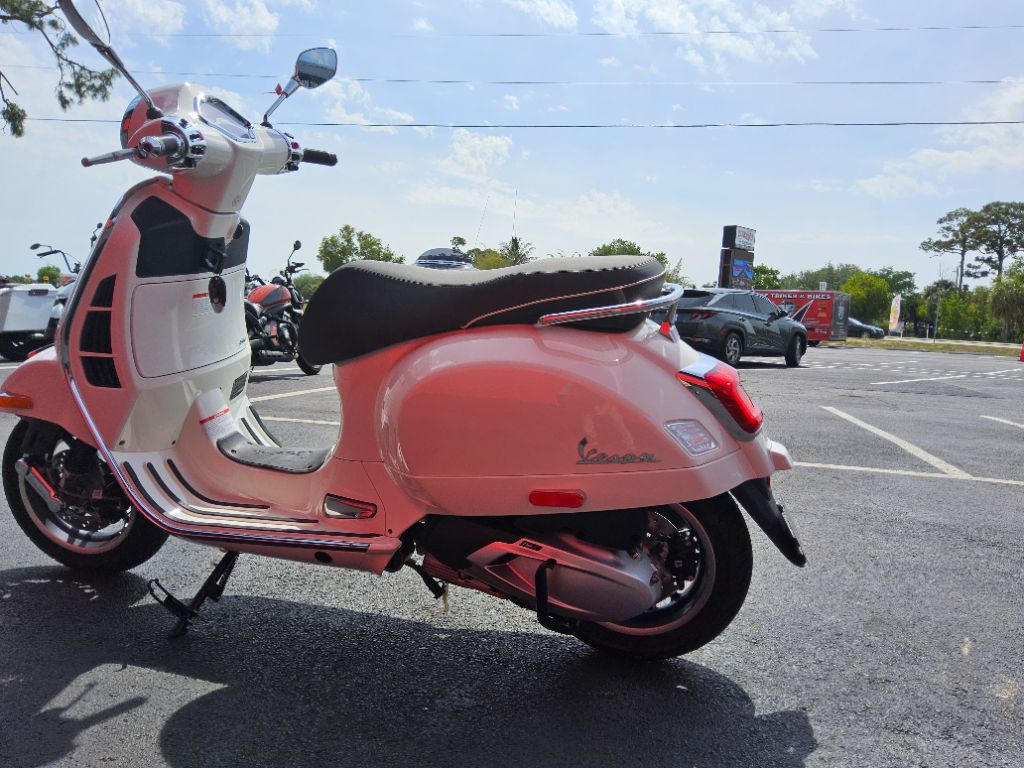 2026 Vespa Gts - $8,199