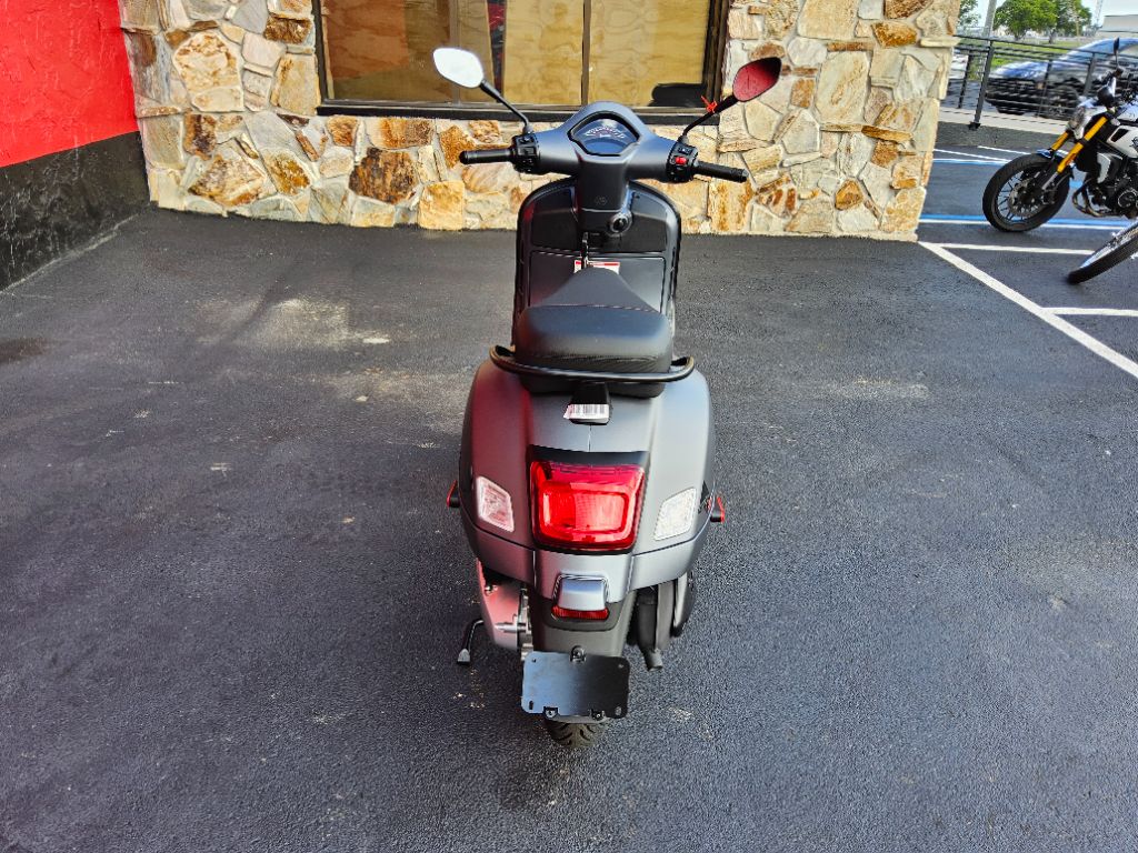 2027 Vespa GTS 310 Supersport - $8,299