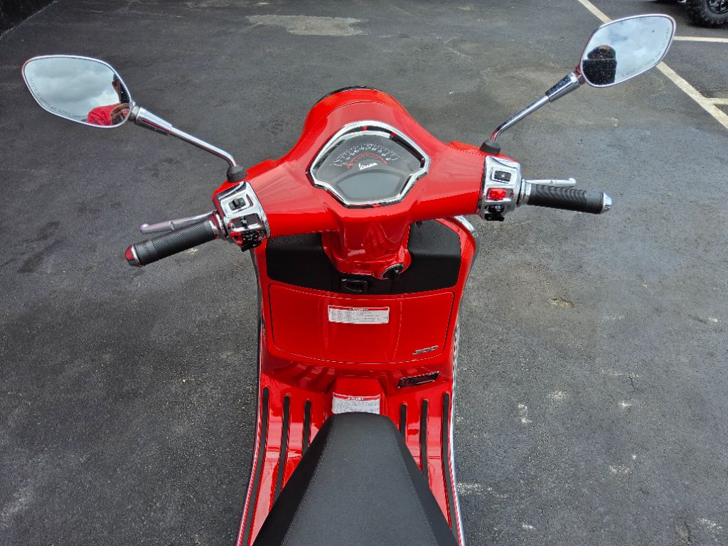 2024 Vespa Gts Rst / Sei Giorni - $6,500