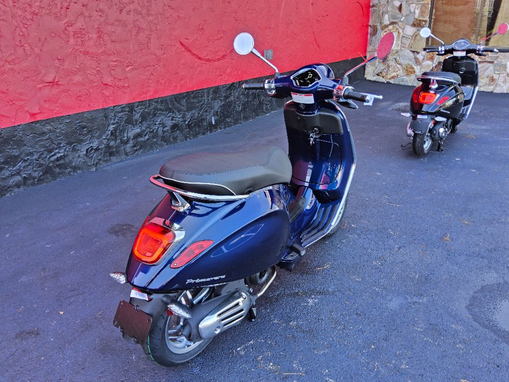 2027 Vespa Primavera 50 - $4,449