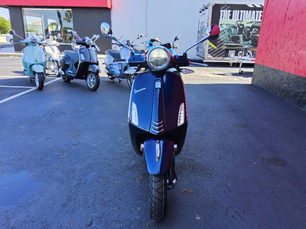 2027 Vespa Primavera 50 - $4,449