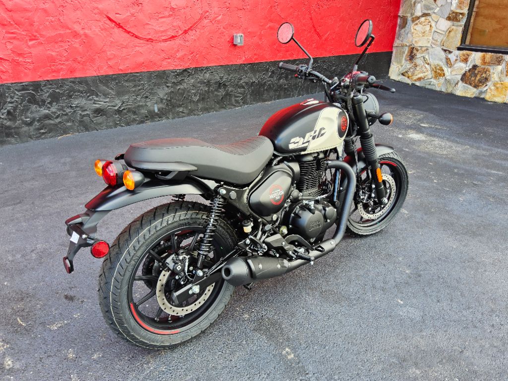 2027 Royal Enfield Hunter 350 - $4,499