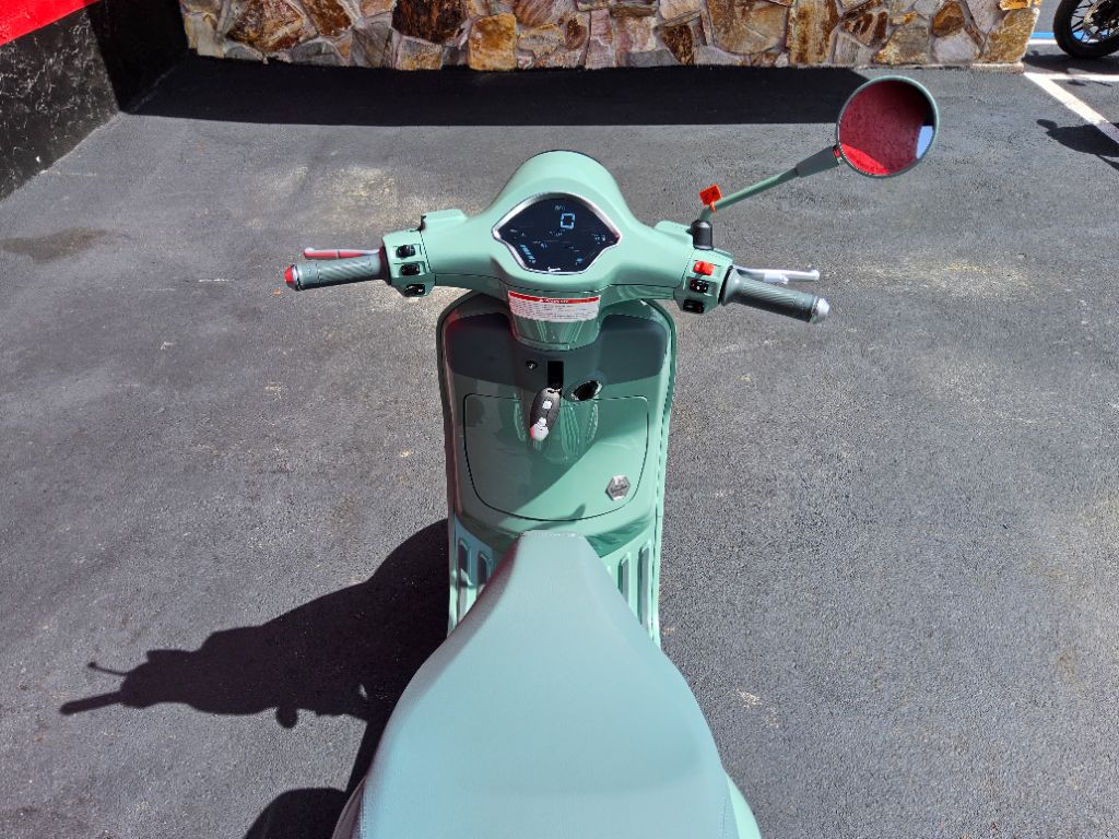 2027 Vespa Primavera 150th 80th - $6,300