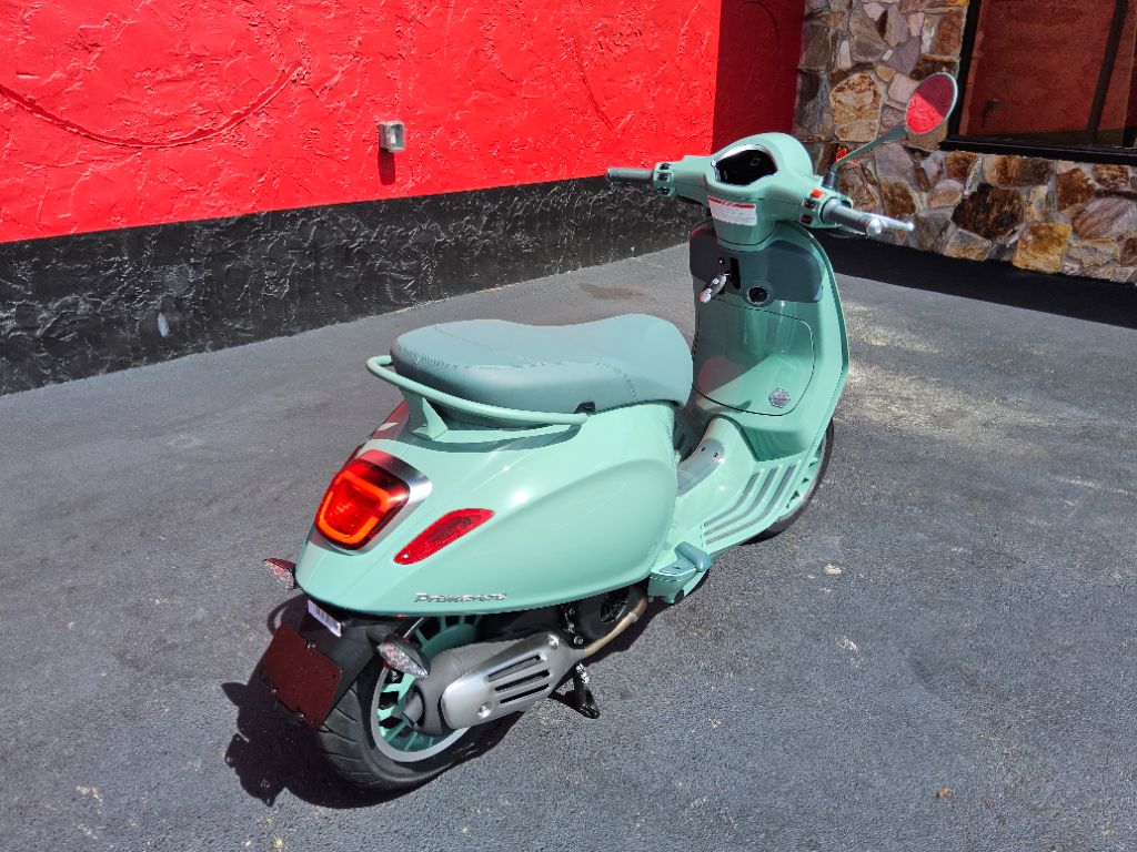 2027 Vespa Primavera 150th 80th - $6,300