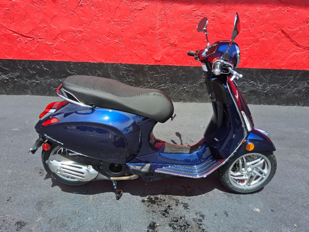 2027 Vespa Primavera 150 - $6,149