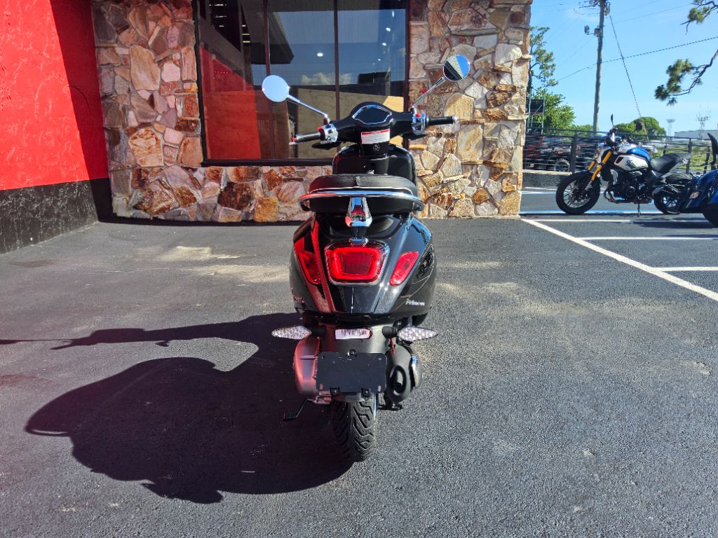 2027 Vespa  Primavera 150 - $5,799