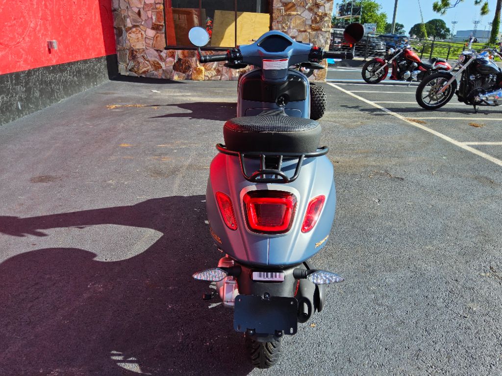 2027 Vespa Primavera / Sprint 50 - $4,700
