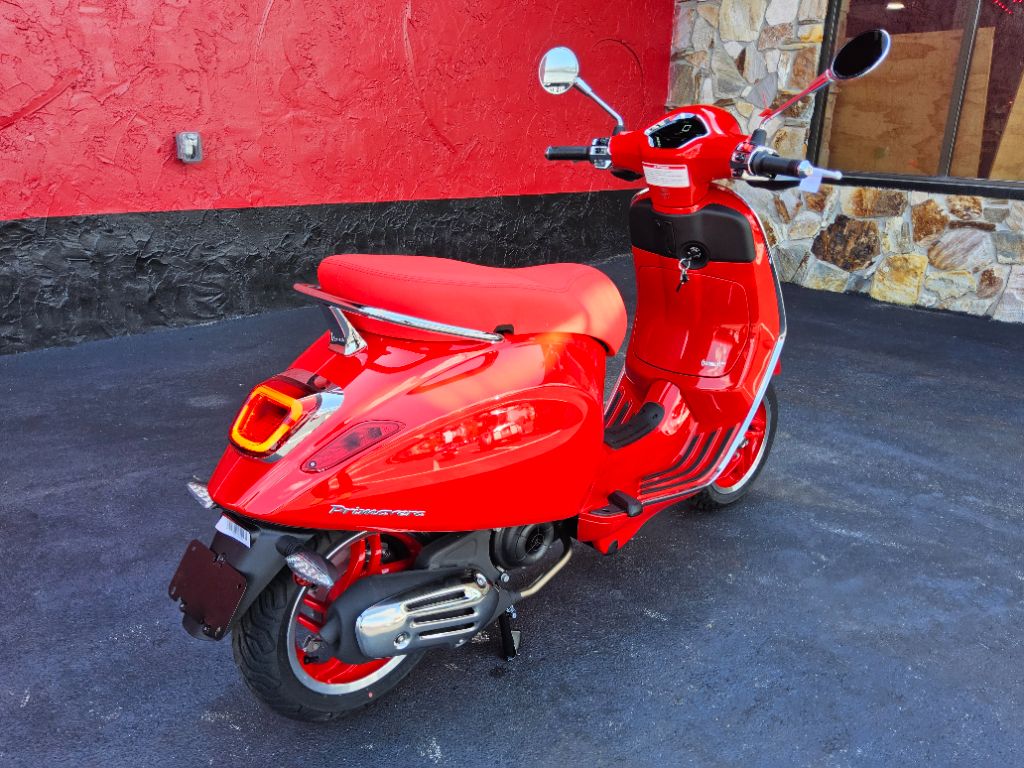 2027 Vespa Primavera / Sprint 50 - $4,499