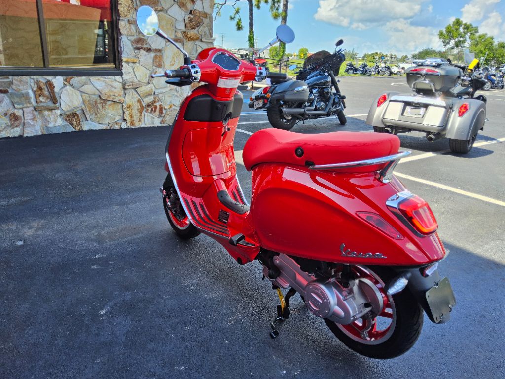 2027 Vespa Primavera / Sprint 50 - $4,499