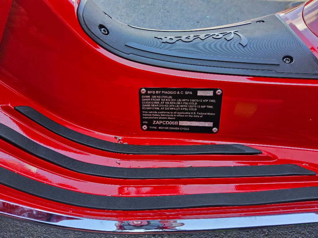 2027 Vespa Primavera / Sprint 50 - $4,499