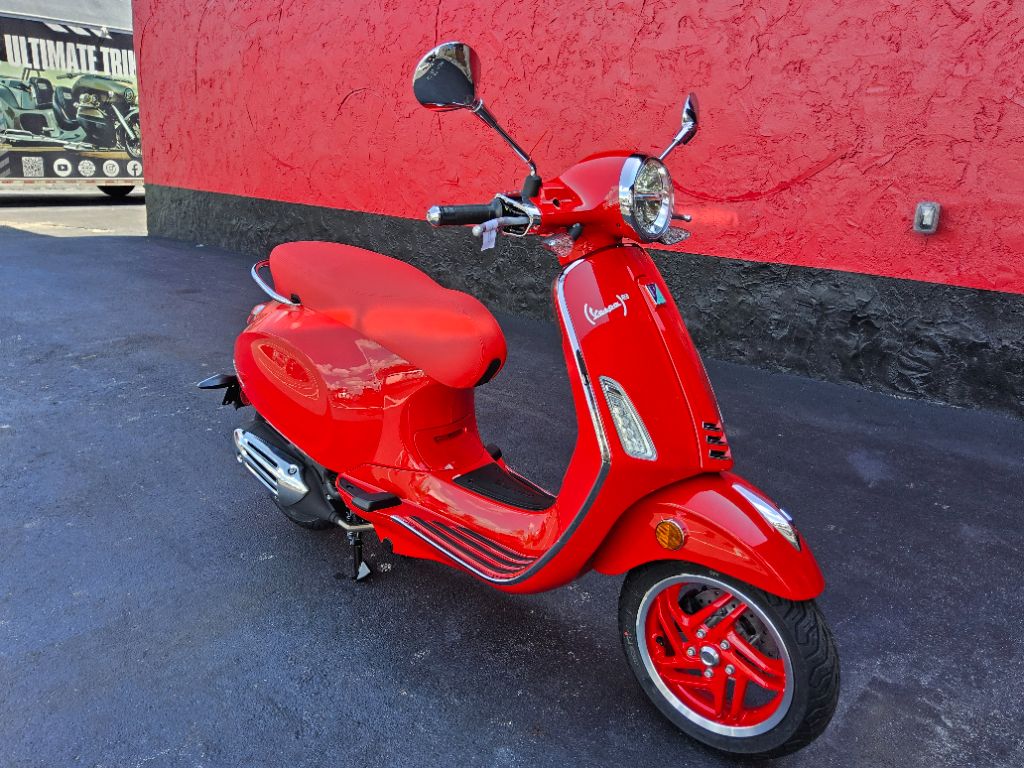 2027 Vespa Primavera / Sprint 50 - $4,499