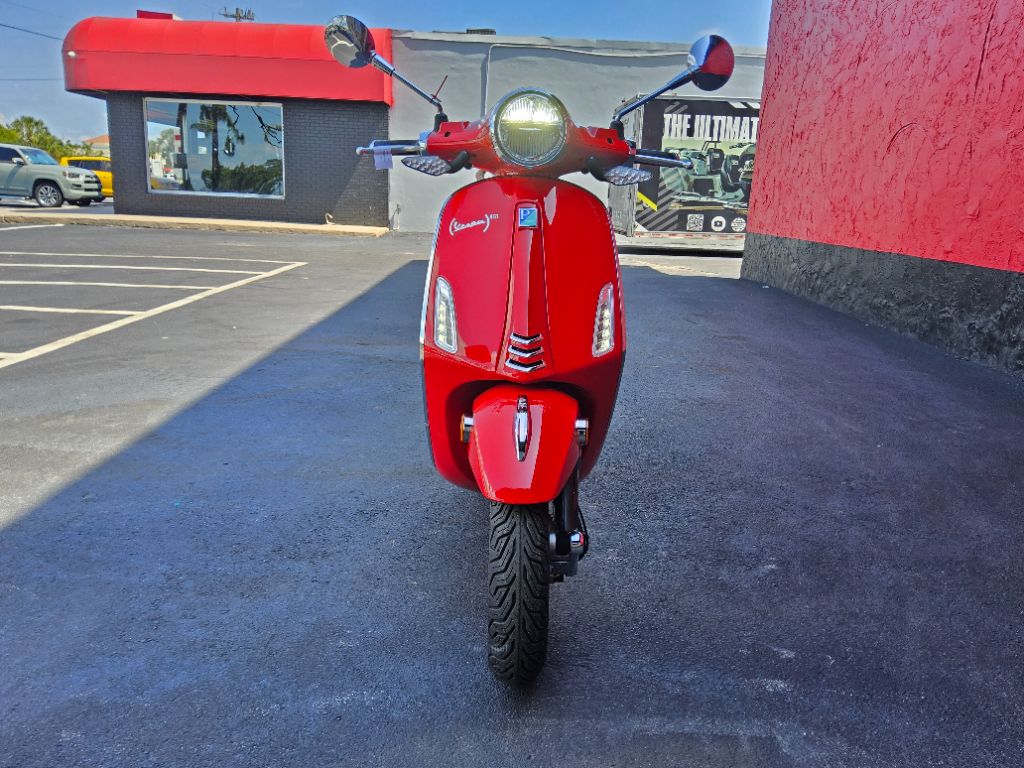 2027 Vespa Primavera / Sprint 50 - $4,499