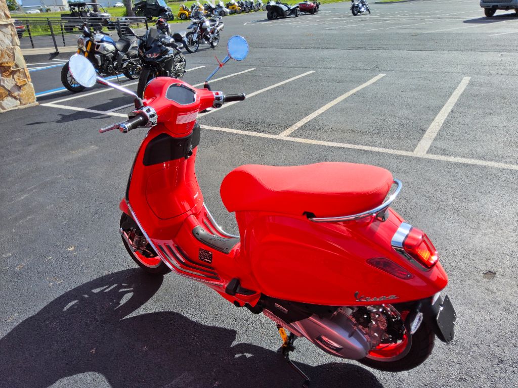 2027 Vespa Primavera RED - $5,849