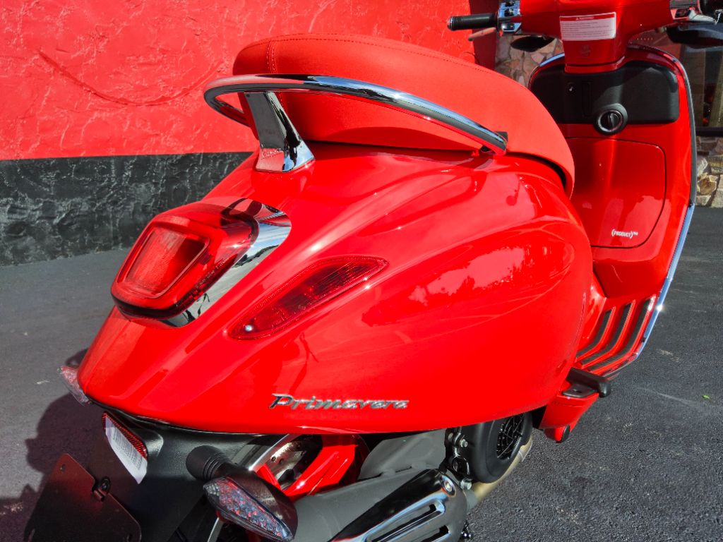 2027 Vespa Primavera RED - $5,849
