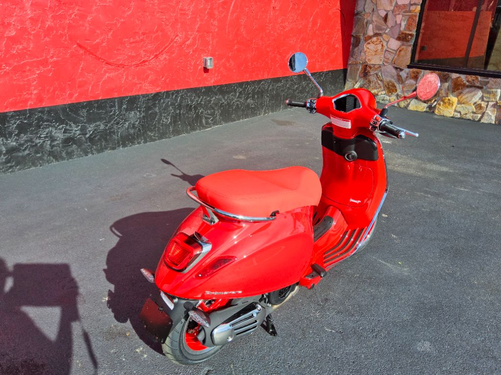 2027 Vespa Primavera RED - $5,849