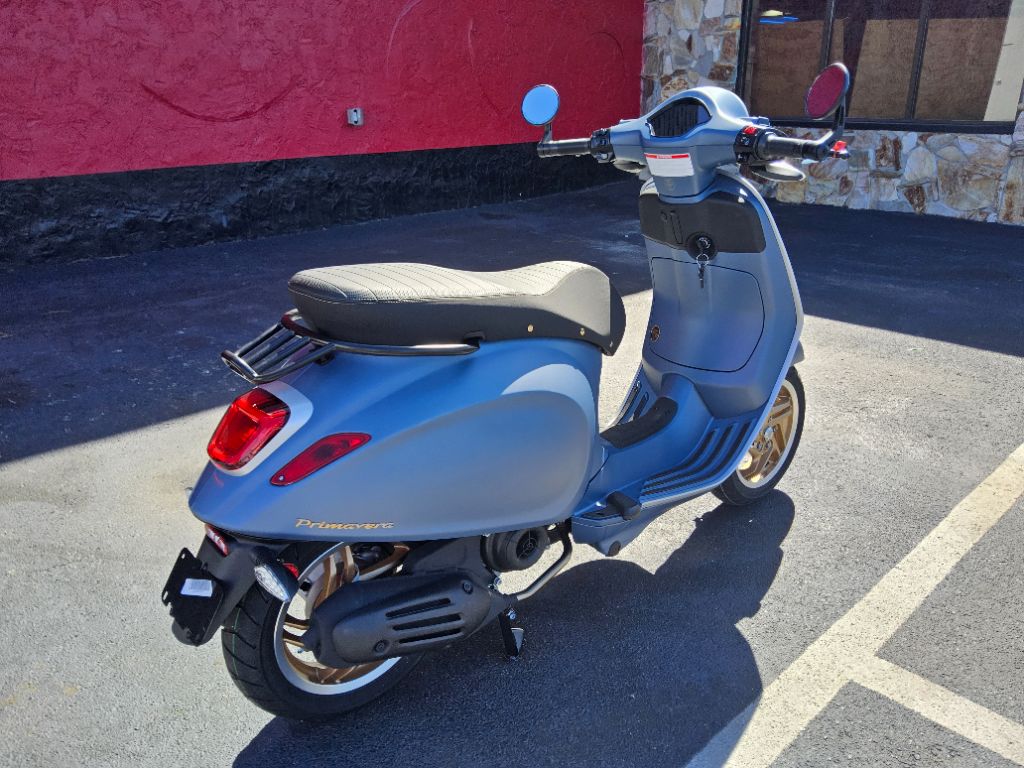 2027 Vespa Primavera / Sprint 50 - $4,649