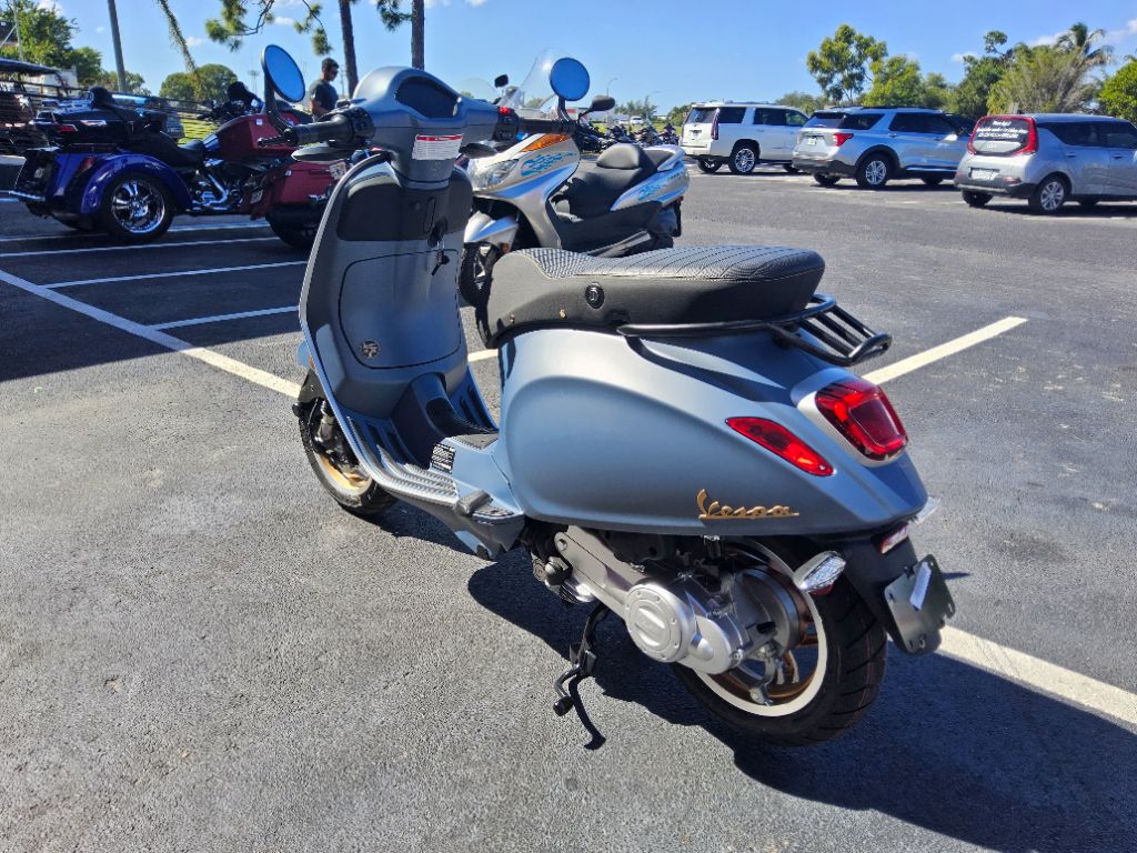2027 Vespa Primavera / Sprint 50 - $4,649