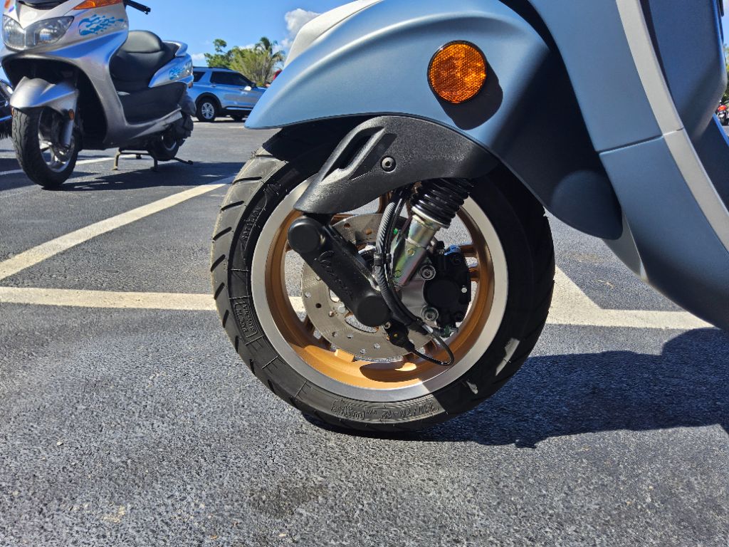 2027 Vespa Primavera / Sprint 50 - $4,649