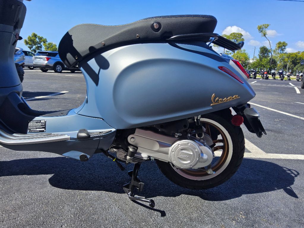 2027 Vespa Primavera / Sprint 50 - $4,649