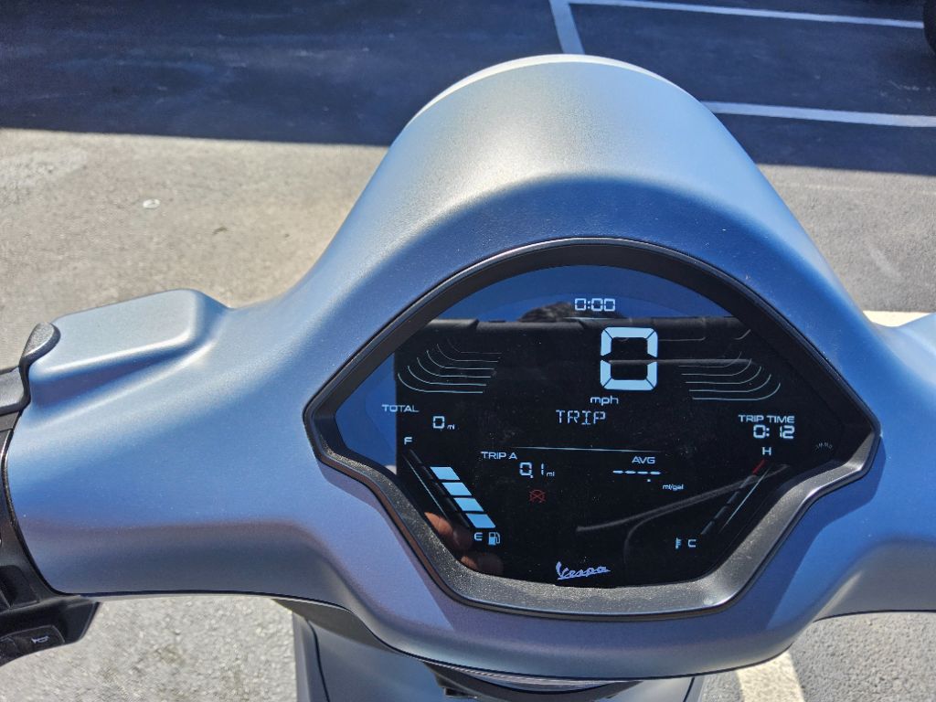 2027 Vespa Primavera / Sprint 50 - $4,649