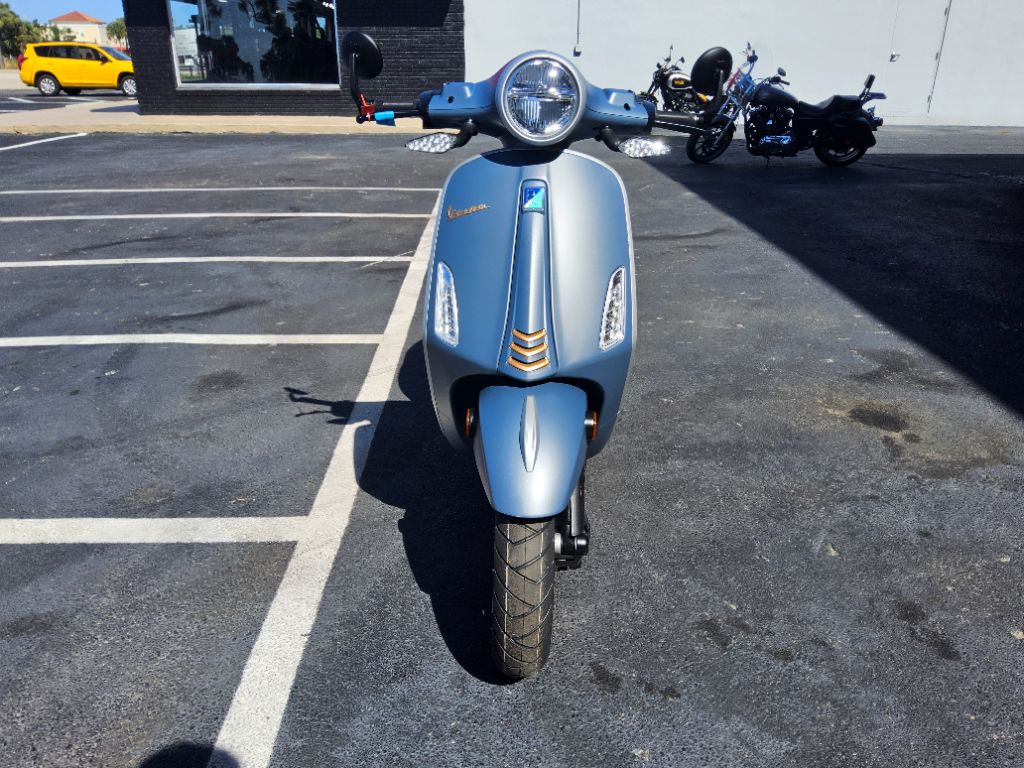 2027 Vespa Primavera / Sprint 50 - $4,649